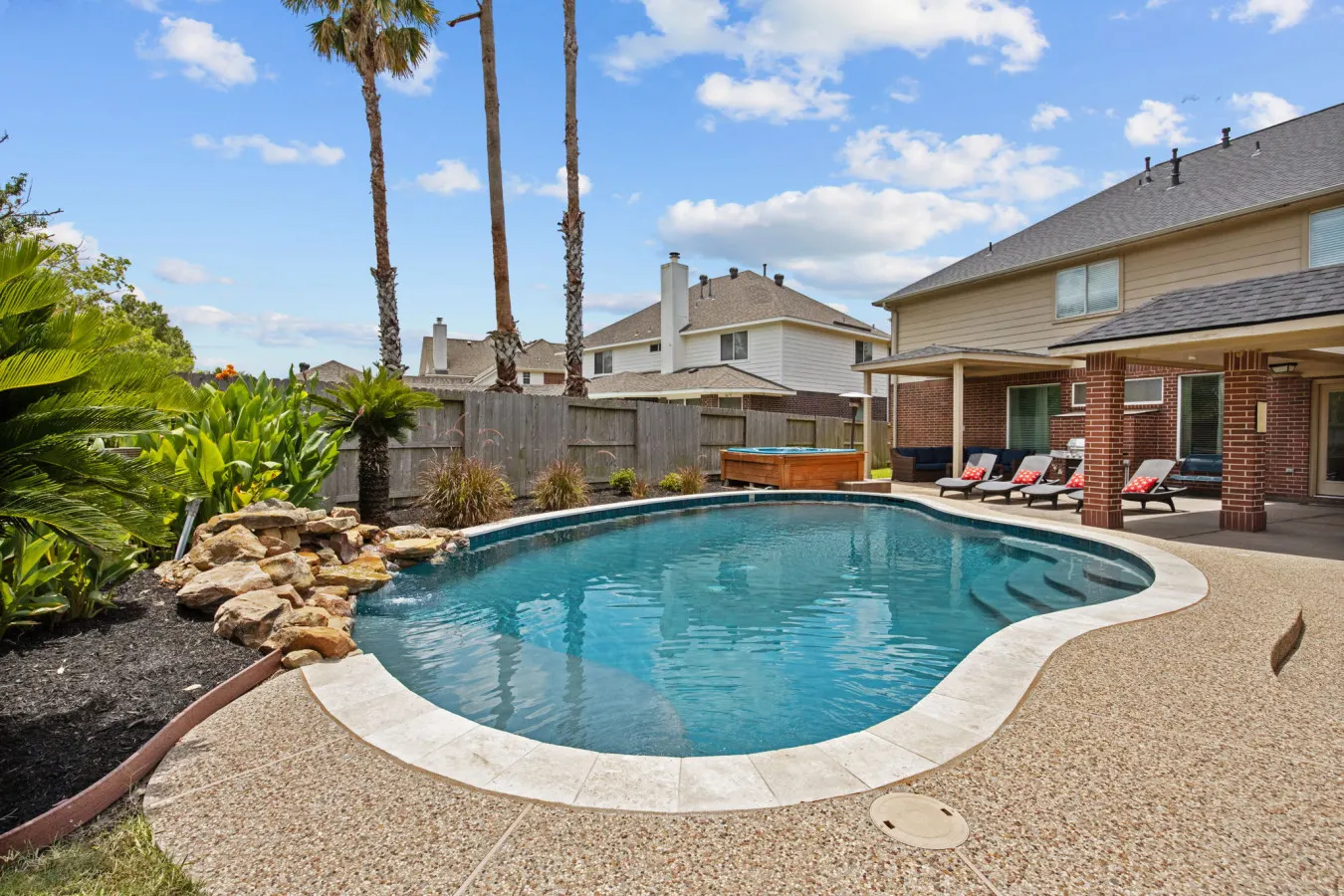 Cypress 4BR Retreat, Sleeps 20 Pool, Hot Tub, Theater - Houston 9