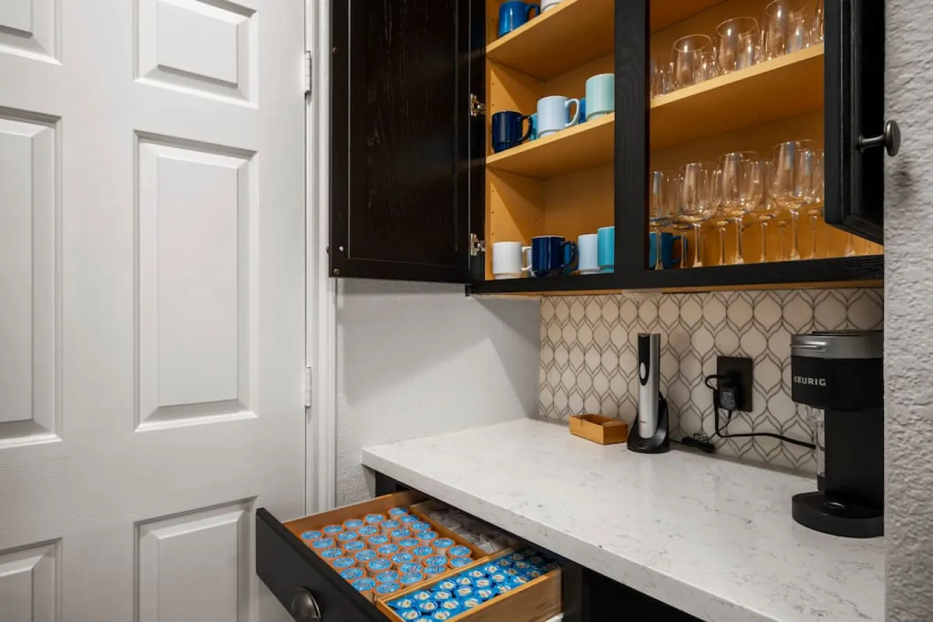 Cypress 4BR Retreat, Sleeps 20 Pool, Hot Tub, Theater - Houston 16