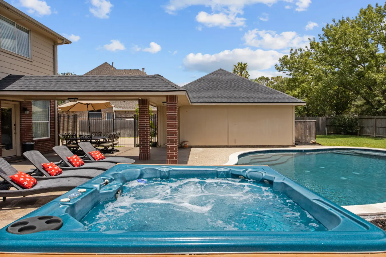 Cypress 4BR Retreat, Sleeps 20 Pool, Hot Tub, Theater - Houston 8