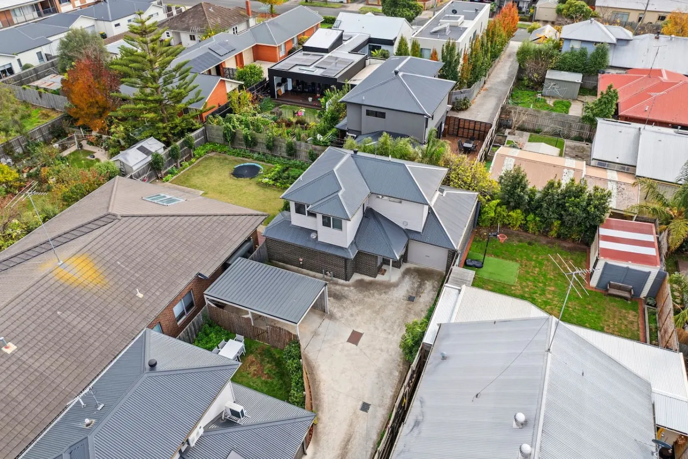 Geelong West 2BR Garage Near Pakington Street 19