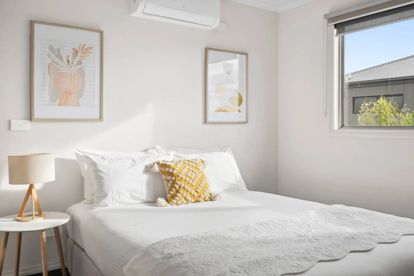 Geelong West 2BR | Garage | Near Pakington Street — photo 5