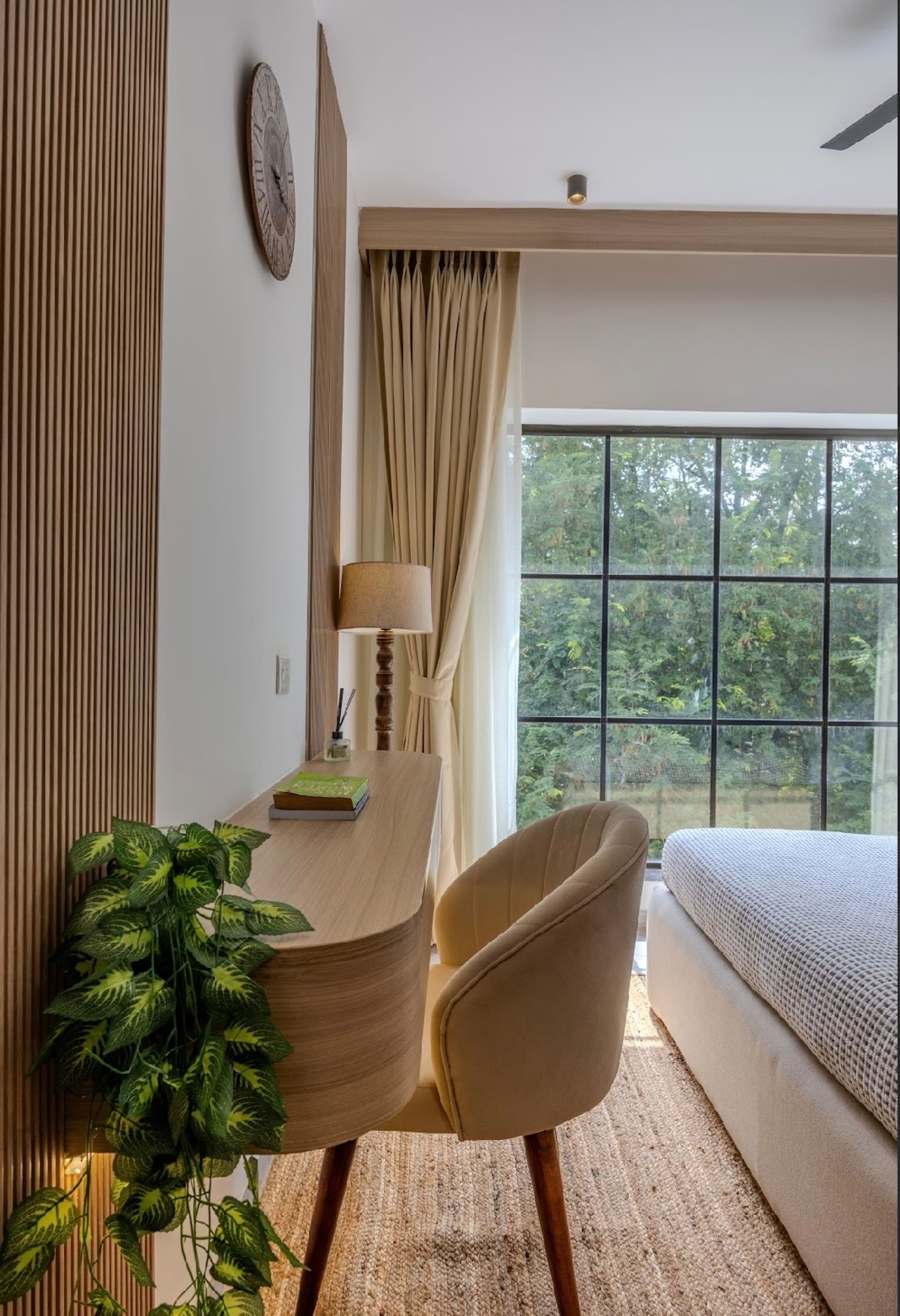Avtara | Stylish 1BR Getaway in Calangute 10