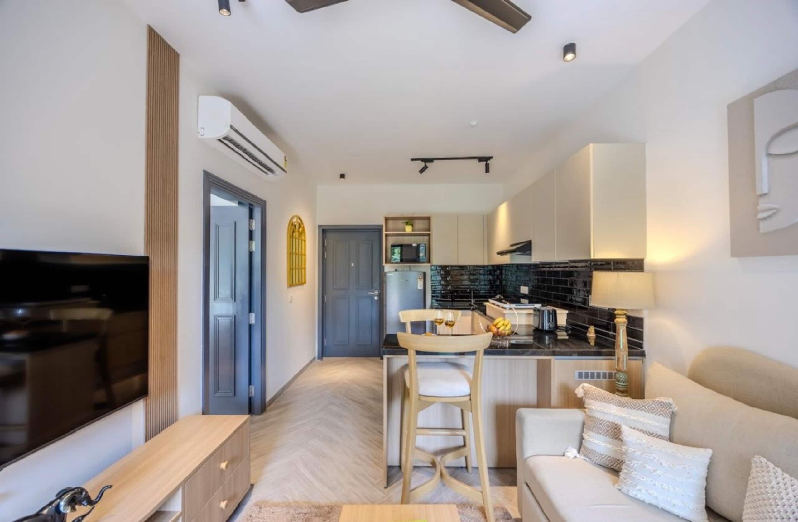 Avtara | Stylish 1BR Getaway in Calangute 6