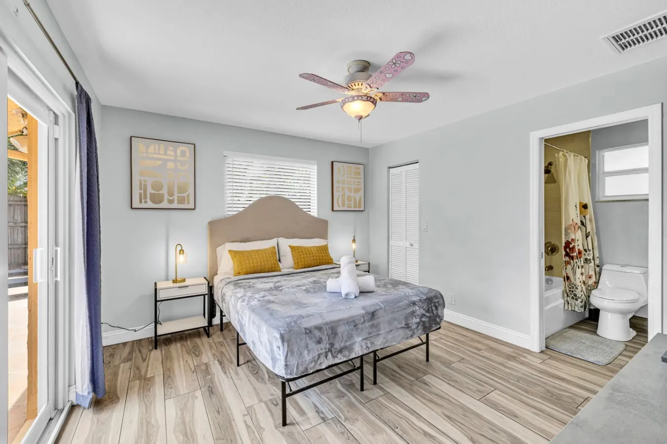 Palm Paradise Retreat -Heated Pool East Delray 4/3 15