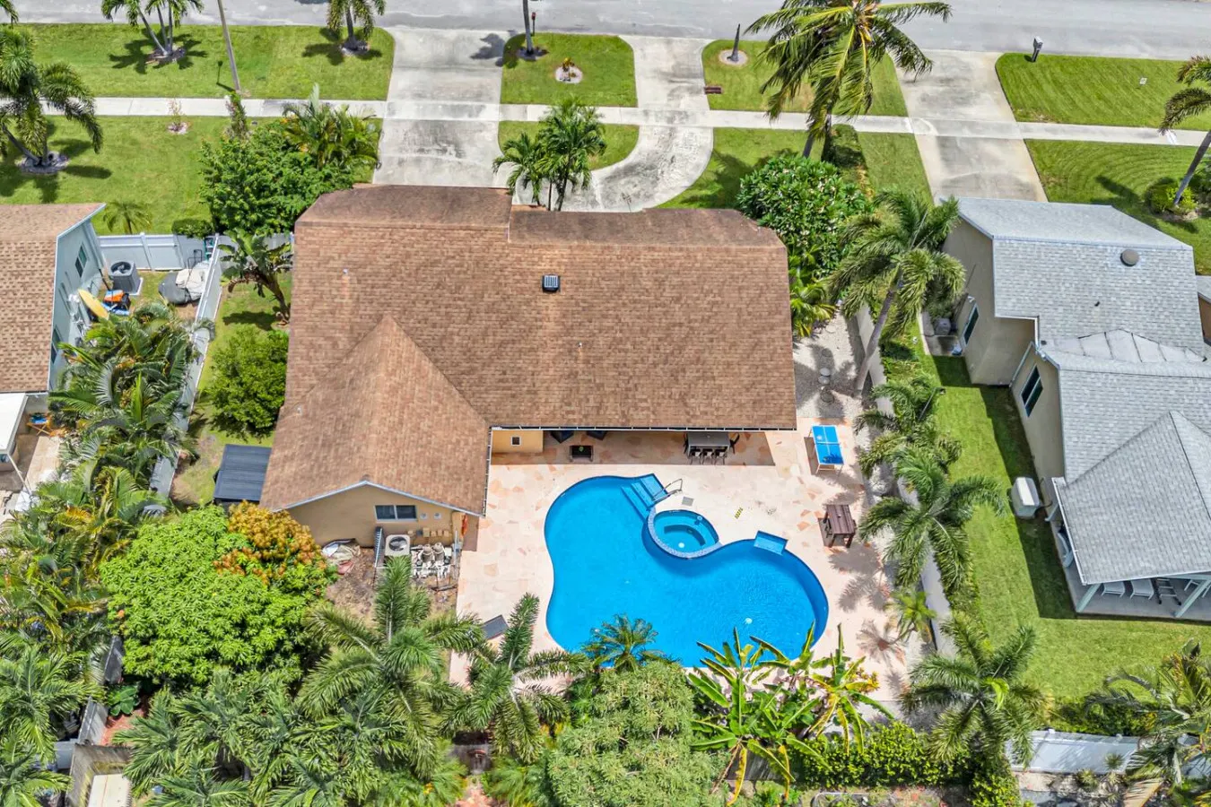 Palm Paradise Retreat -Heated Pool East Delray 4/3 7