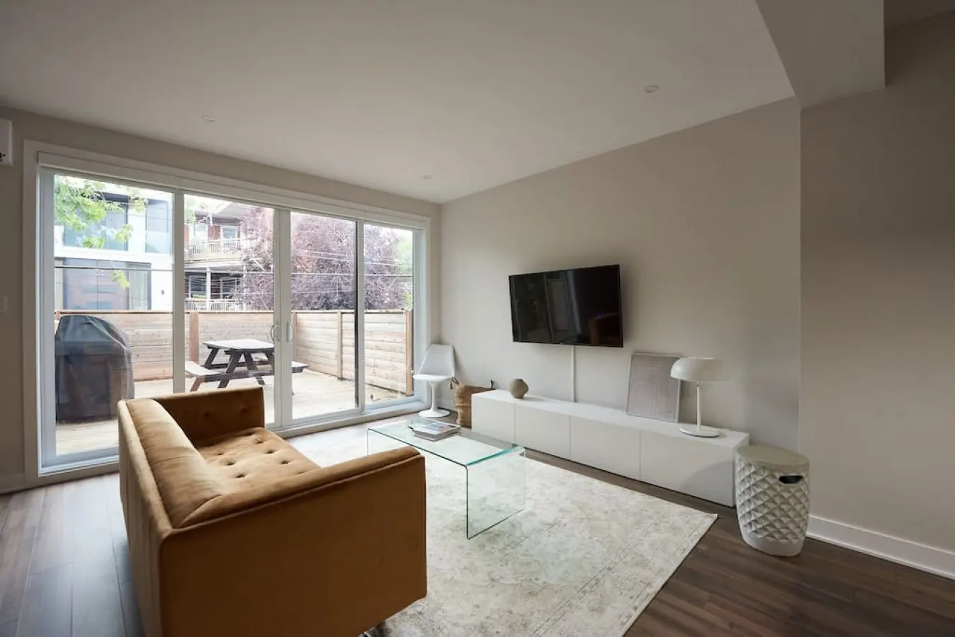Little Italy - Design 3-bedroom flat with private terrace in Little Italy 1