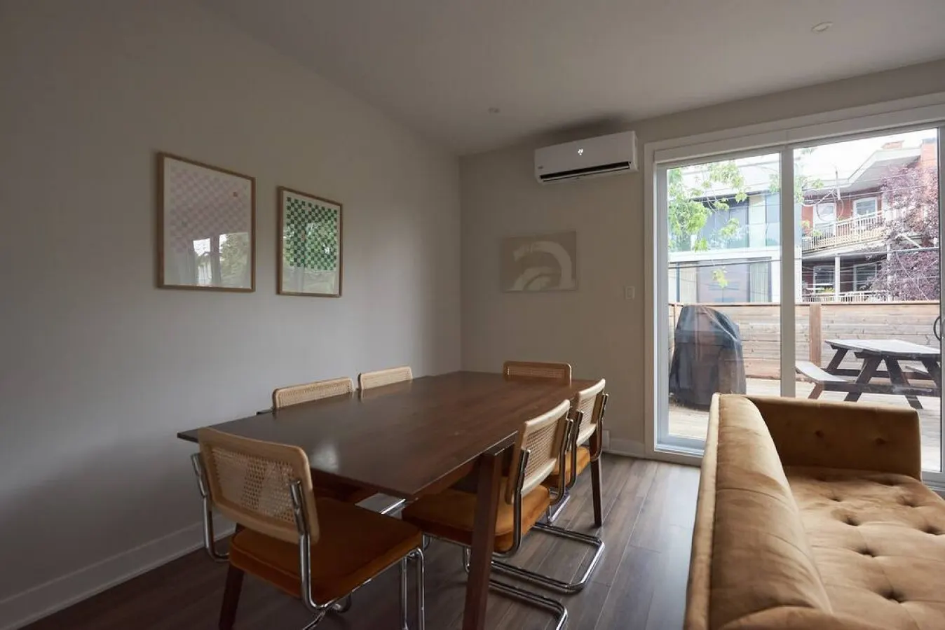 Little Italy - Design 3-bedroom flat with private terrace in Little Italy 8