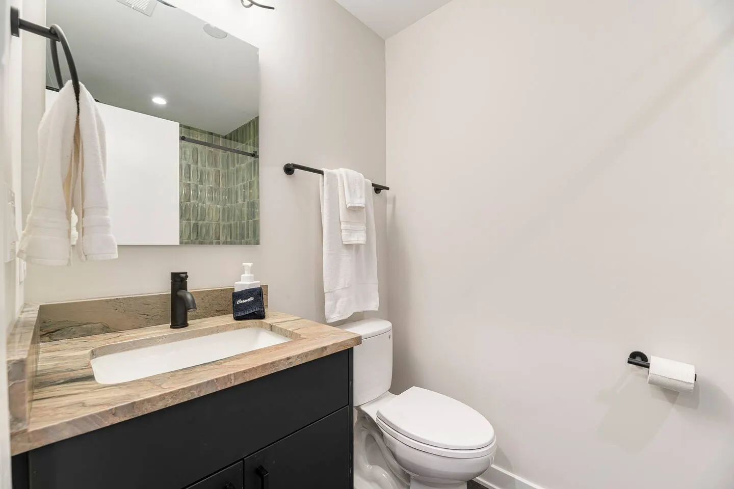 Beautifully remodeled, Perfect for large groups 10