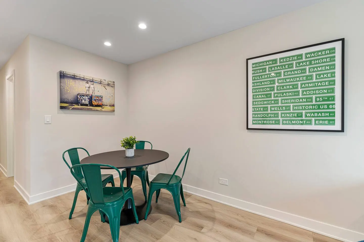 Beautifully remodeled, Perfect for large groups 14