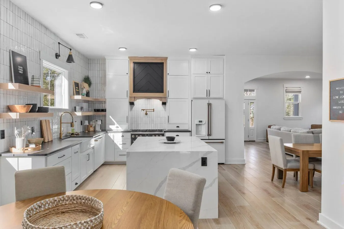 Low Country Lux — photo 2