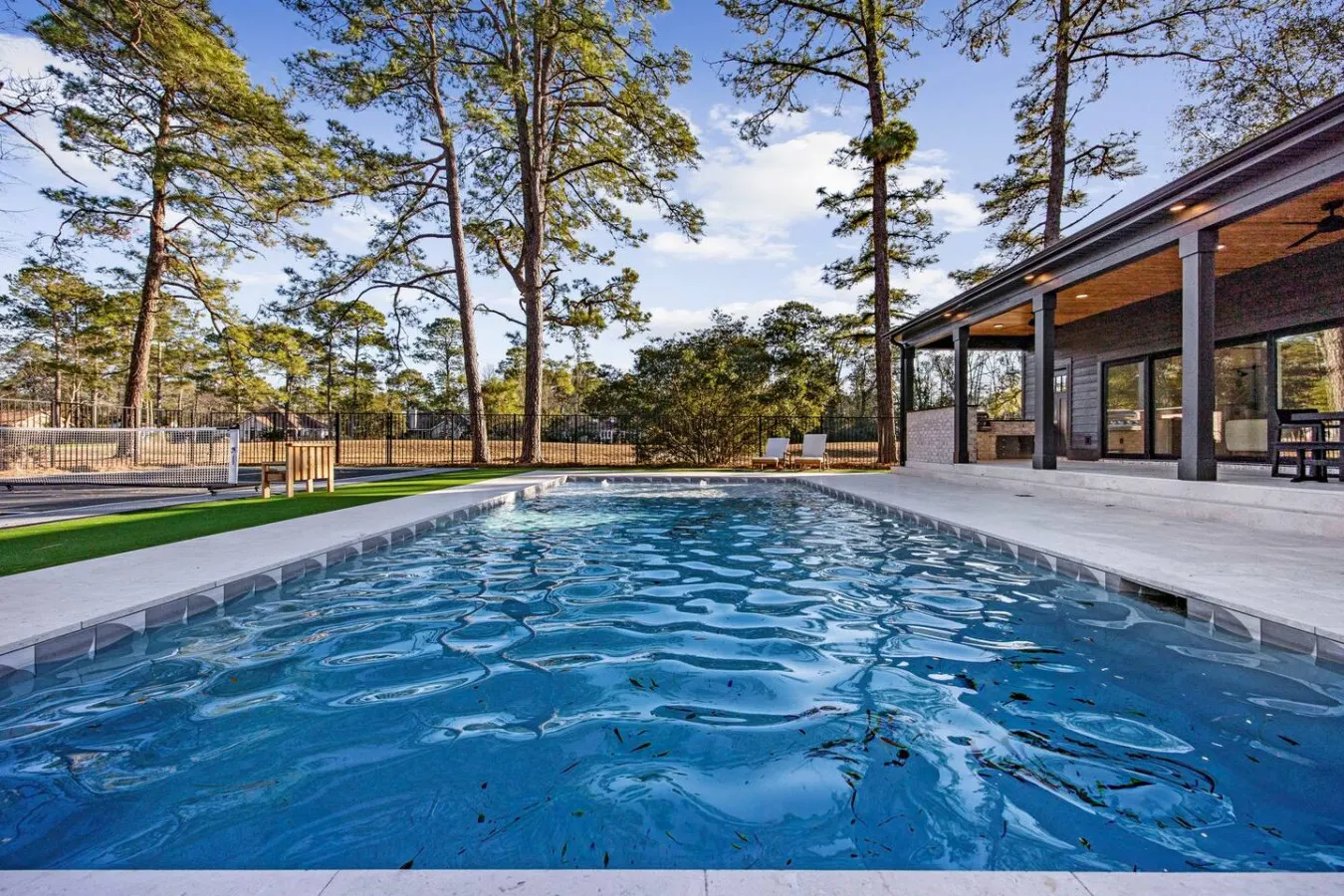 Low Country Lux 15