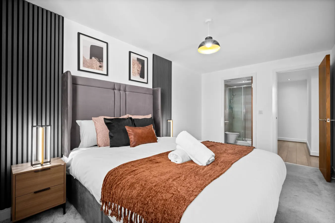 Stylish 2 Bedroom Apartment - City Centre - Netflix - Fast WiFi 9