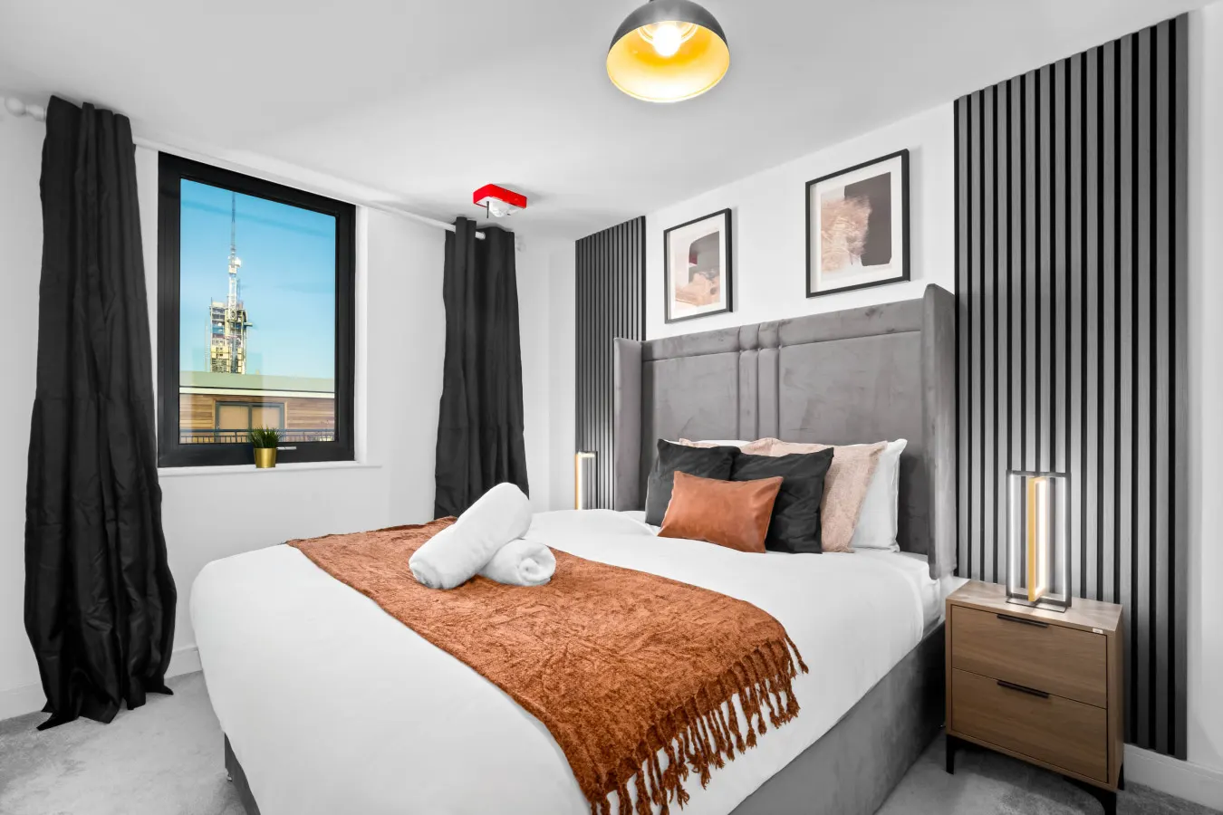 Stylish 2 Bedroom Apartment - City Centre - Netflix - Fast WiFi 8