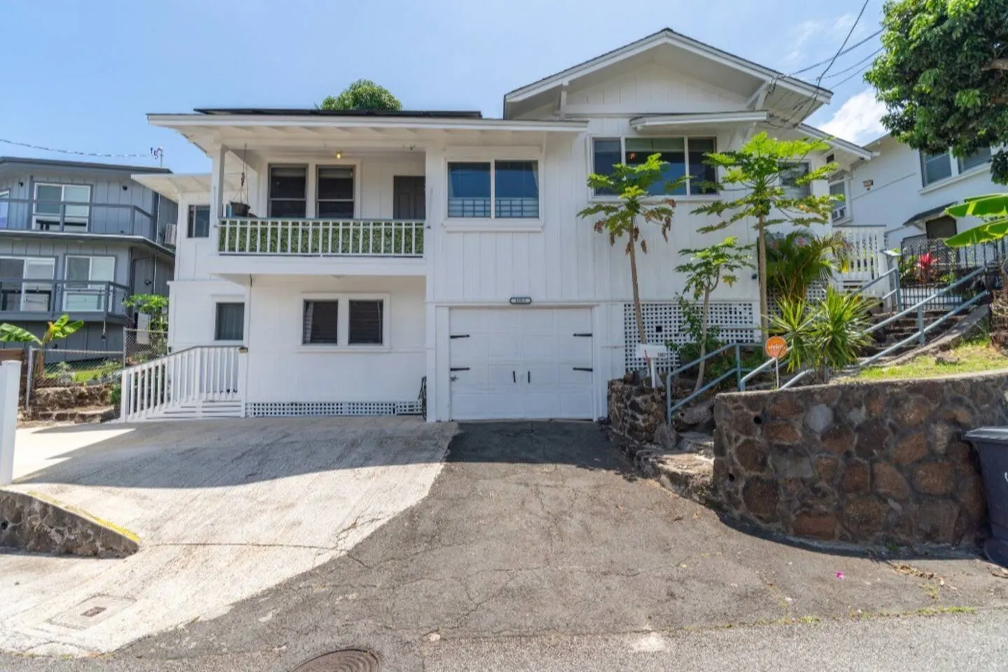 30+ day stays in Honolulu Studio 3