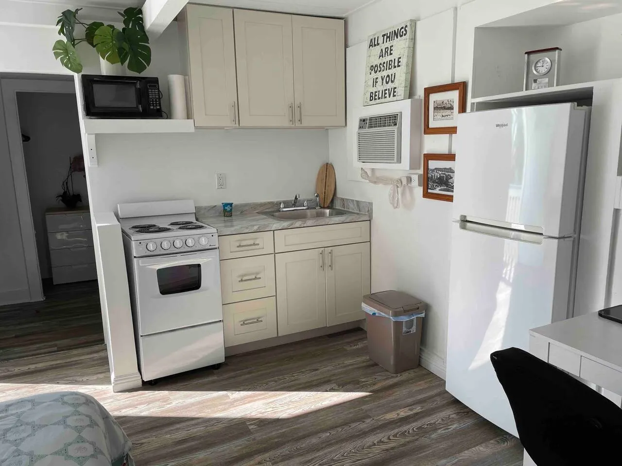 30+ day stays in Honolulu Studio 6