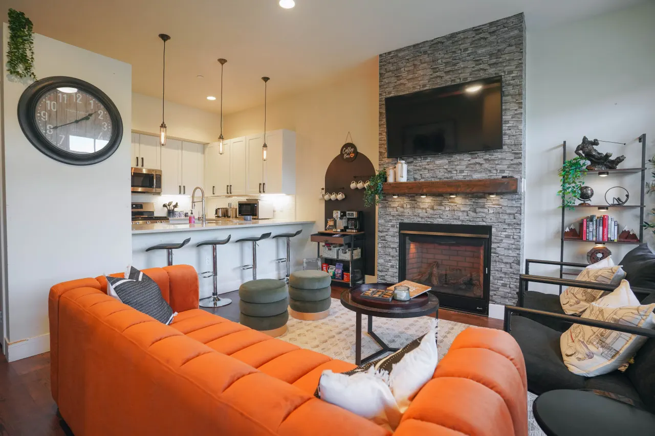 WinterPark*Ski*HotTub*CoffeeBar*PetsAllowed