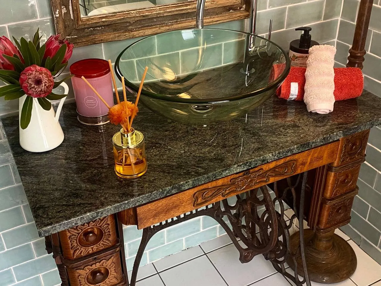 Elphin - your private Leura valley 17