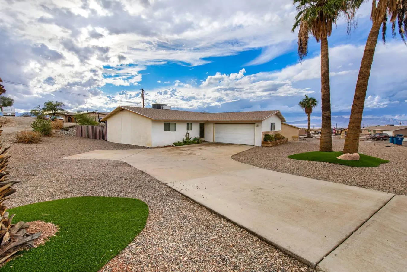 Havasu Cisco - Pool, Fire Pit, Minutes To Bridge — photo 5