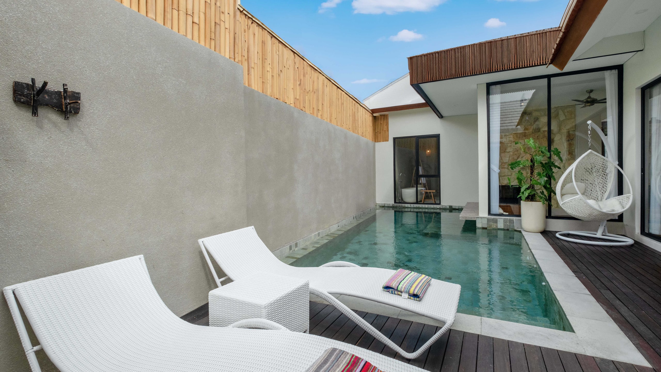Modern 2BR Villa•Prime Area•Walk to Cafés & Shops 15