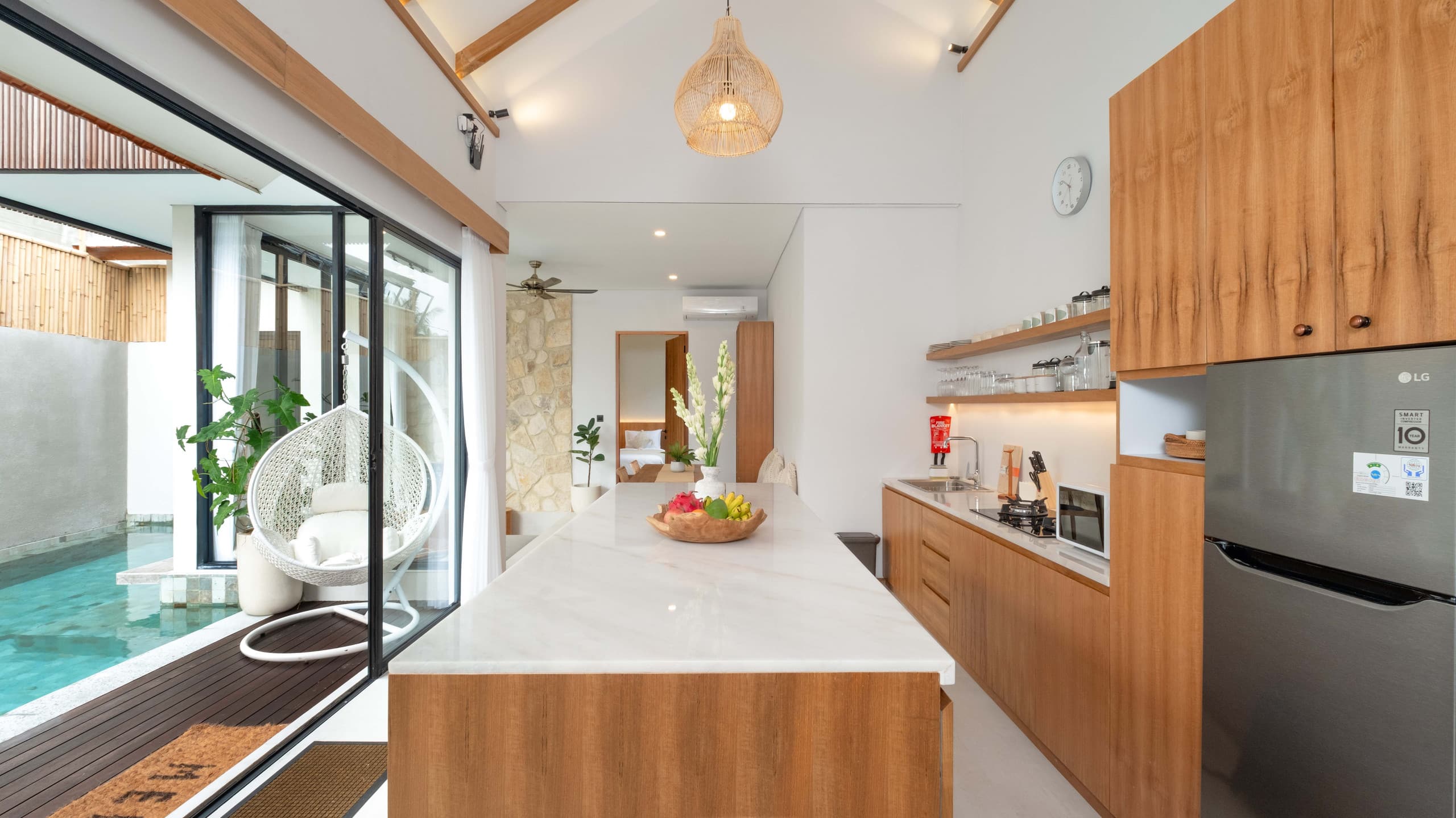 Modern 2BR Villa•Prime Area•Walk to Cafés & Shops 7