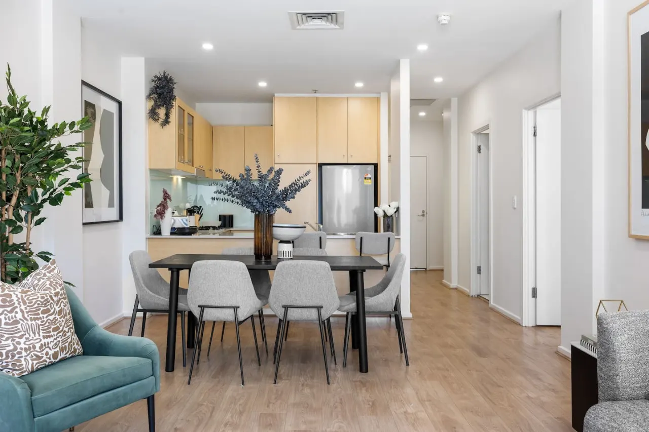 City Haven on York—Refined Skyline Living 15