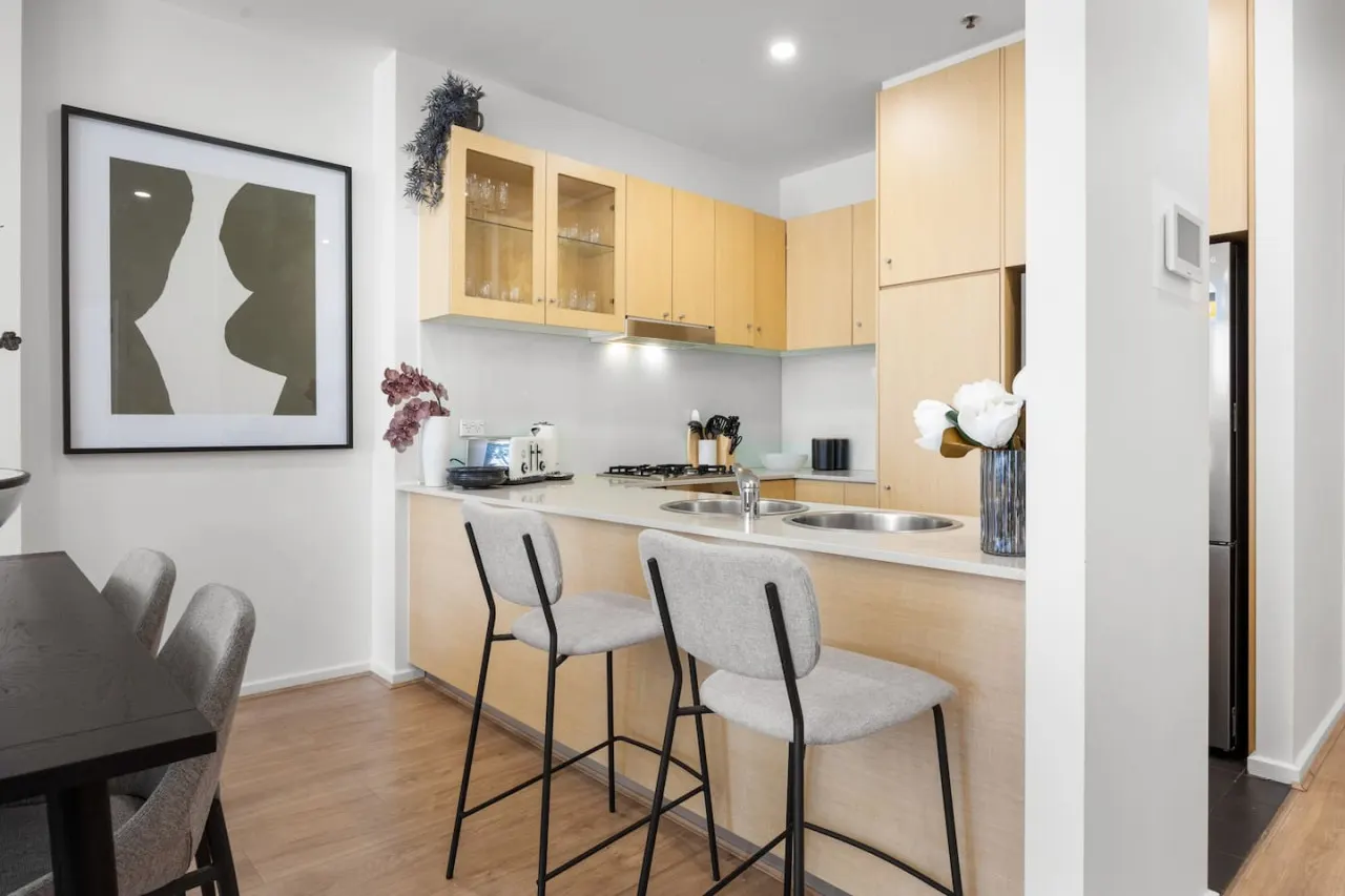 City Haven on York—Refined Skyline Living 18