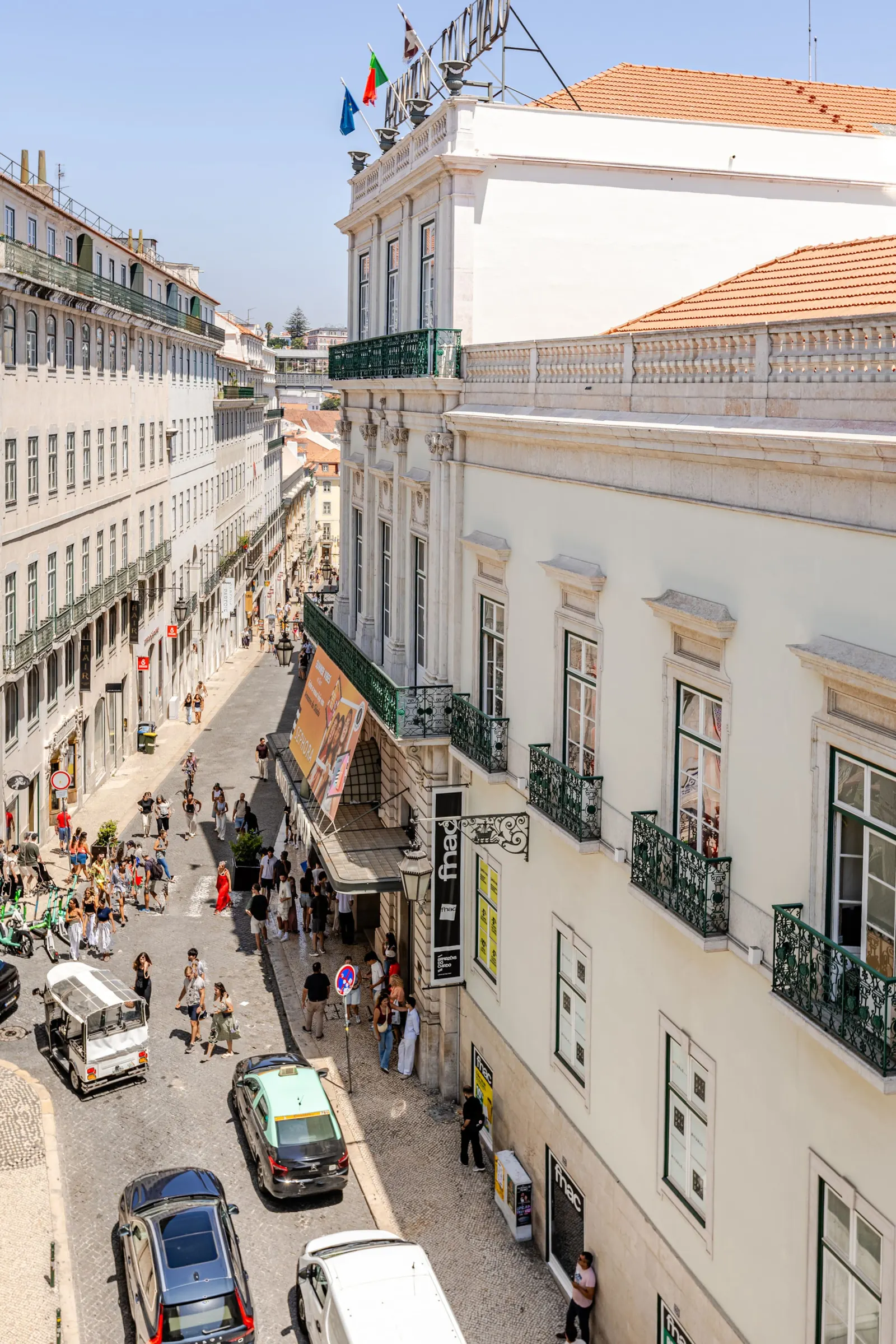 Deluxe apartment in Chiado 22