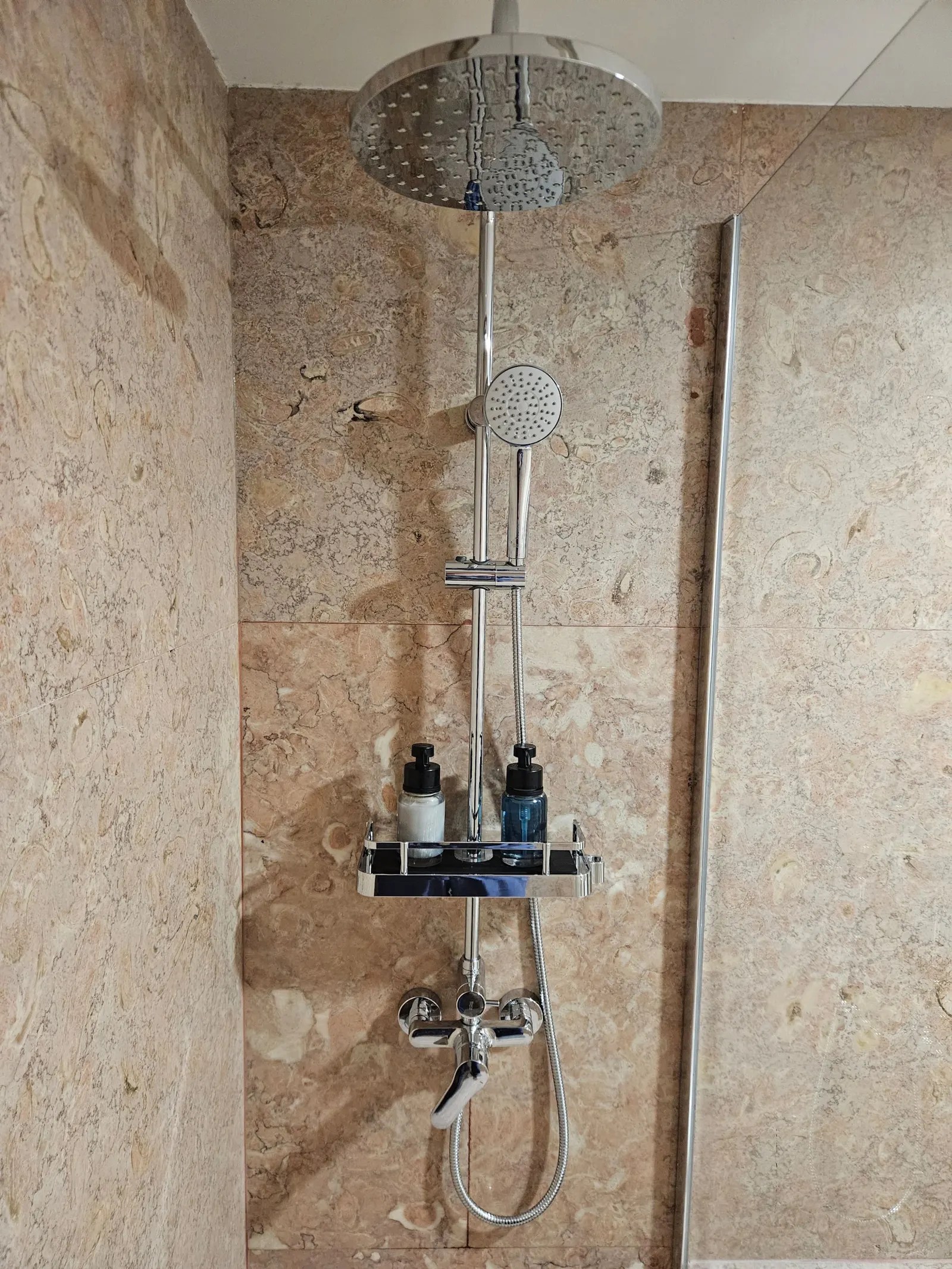 Deluxe apartment in Chiado 19