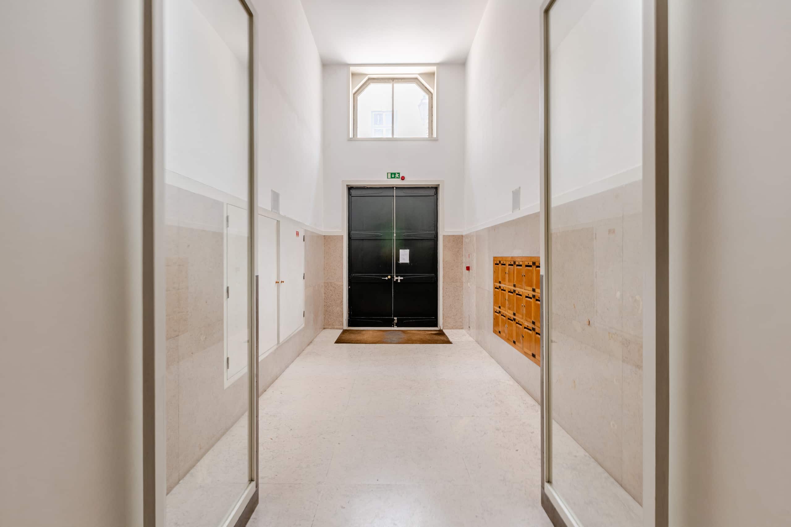 Deluxe apartment in Chiado 27