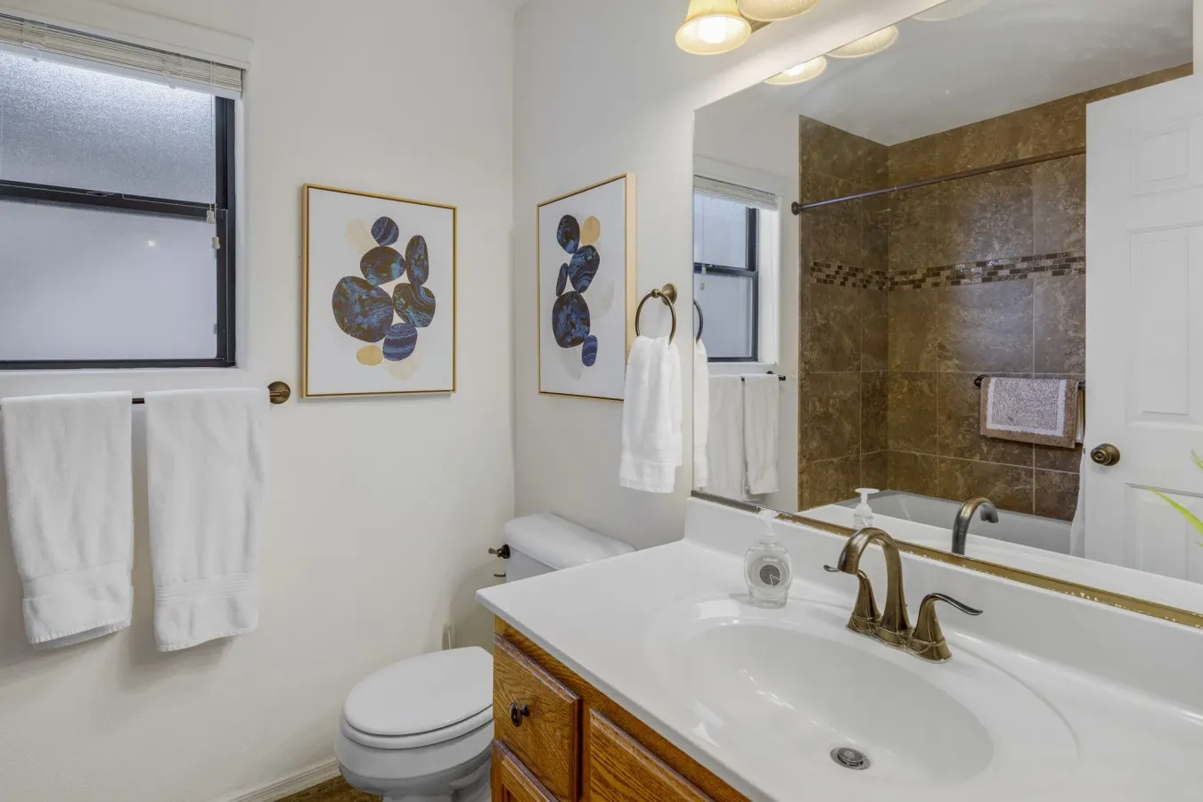 Havasu Date Row - 5BDRM, Pool, Spa, Game Room 19