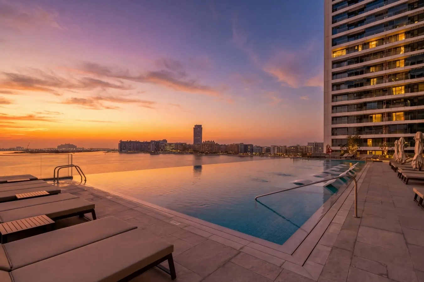 High End Home with Private Beach Access — foto 5