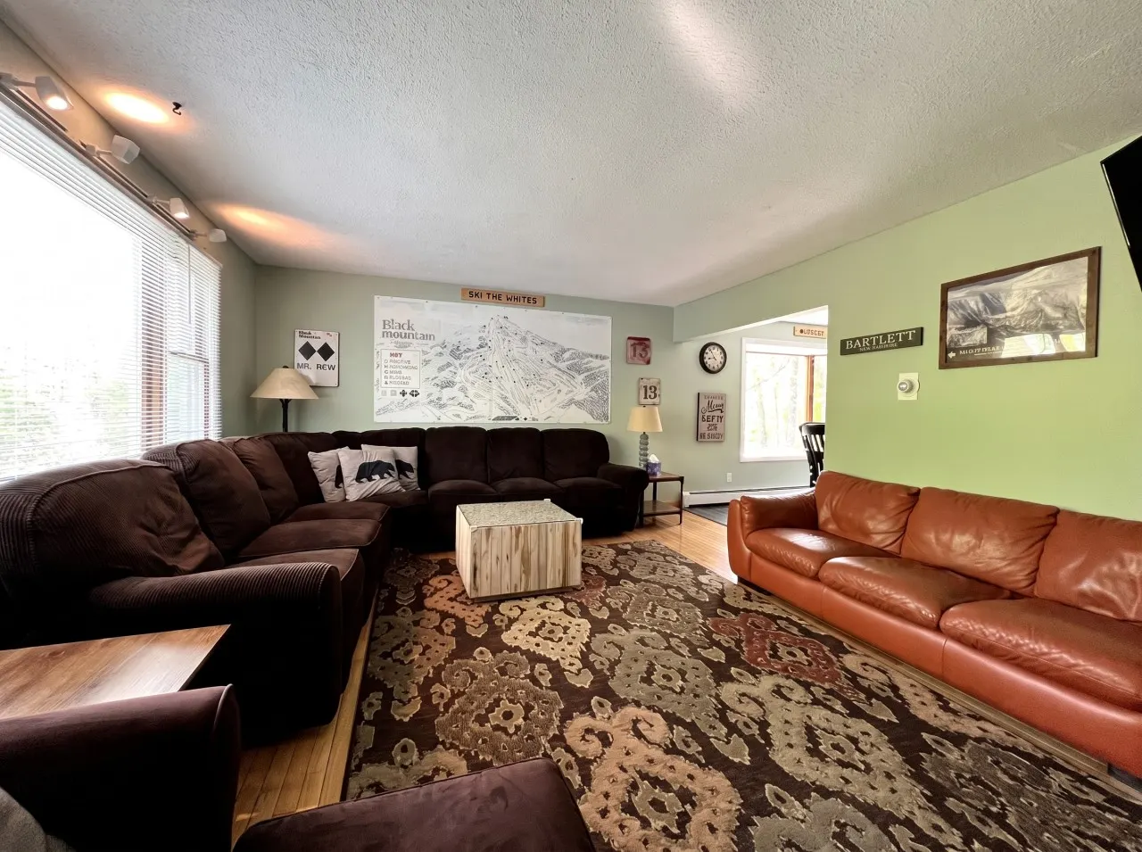 Hot tub-Storyland-Games Room-Dog friendly 6