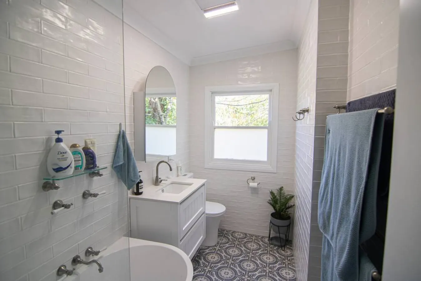 Banksia Cottage, pretty cottage with garden 13