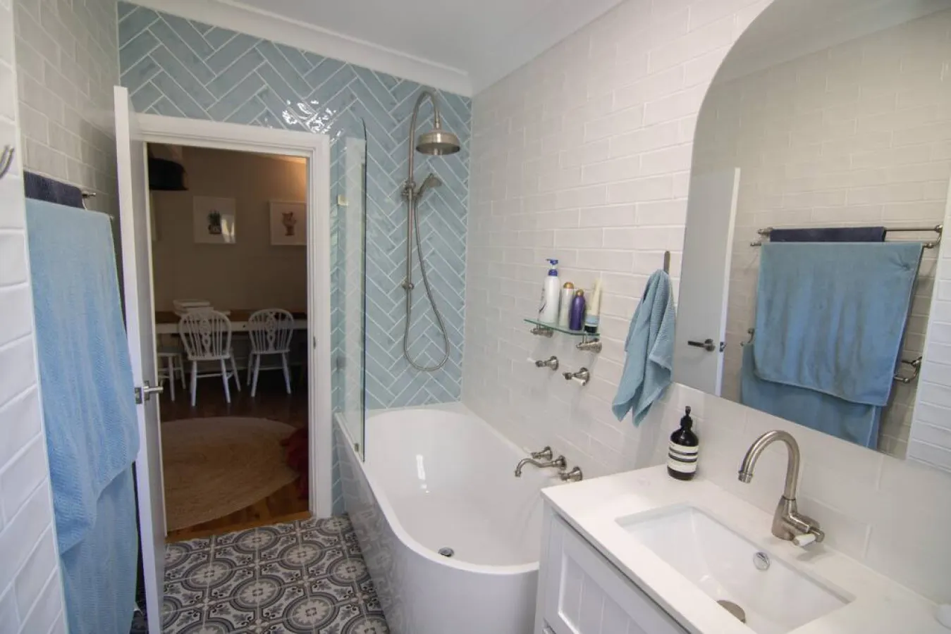 Banksia Cottage, pretty cottage with garden 14