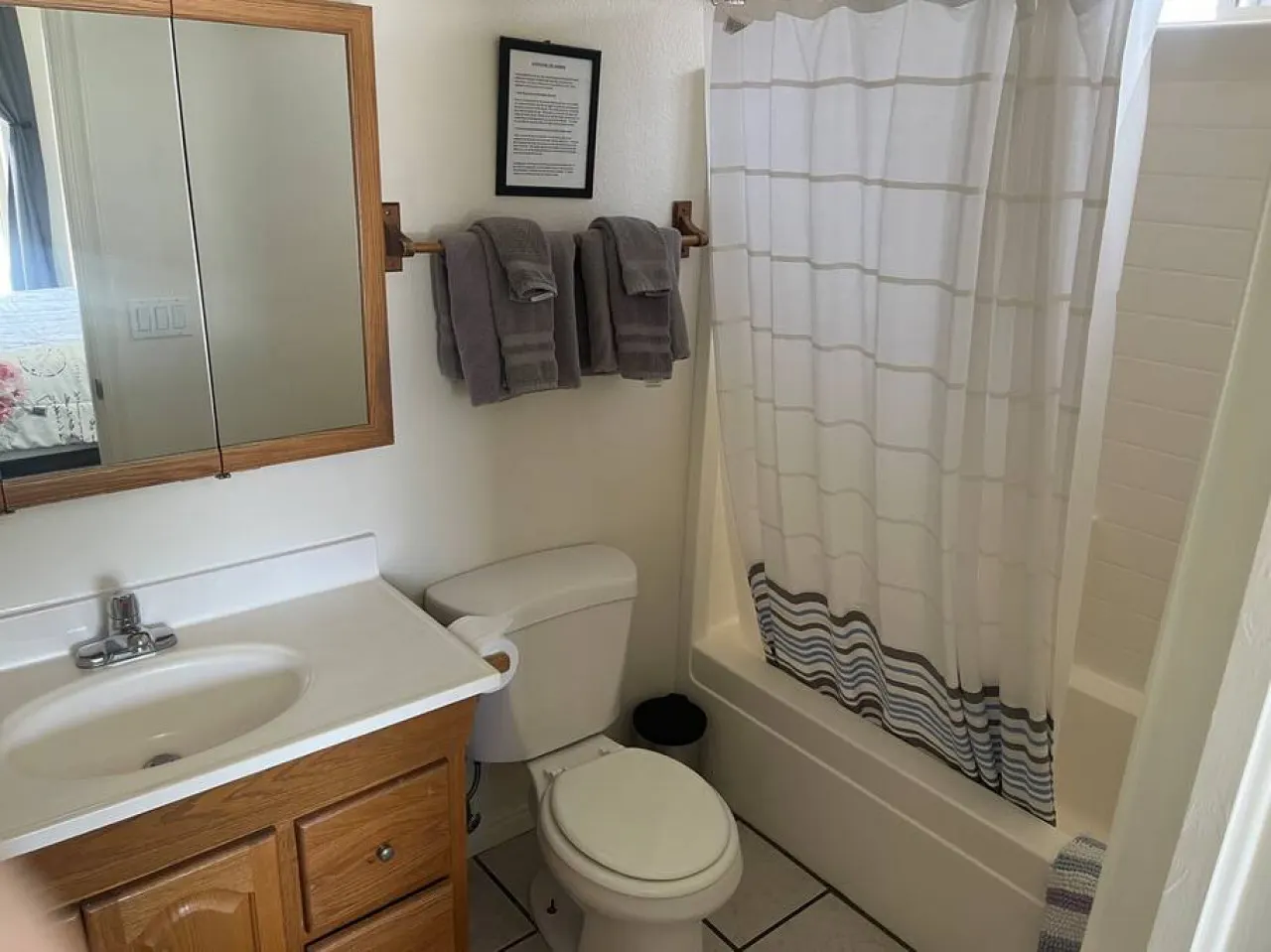 4253 · Hiker's Haven - 2 bedroom, 2 bath — photo 5