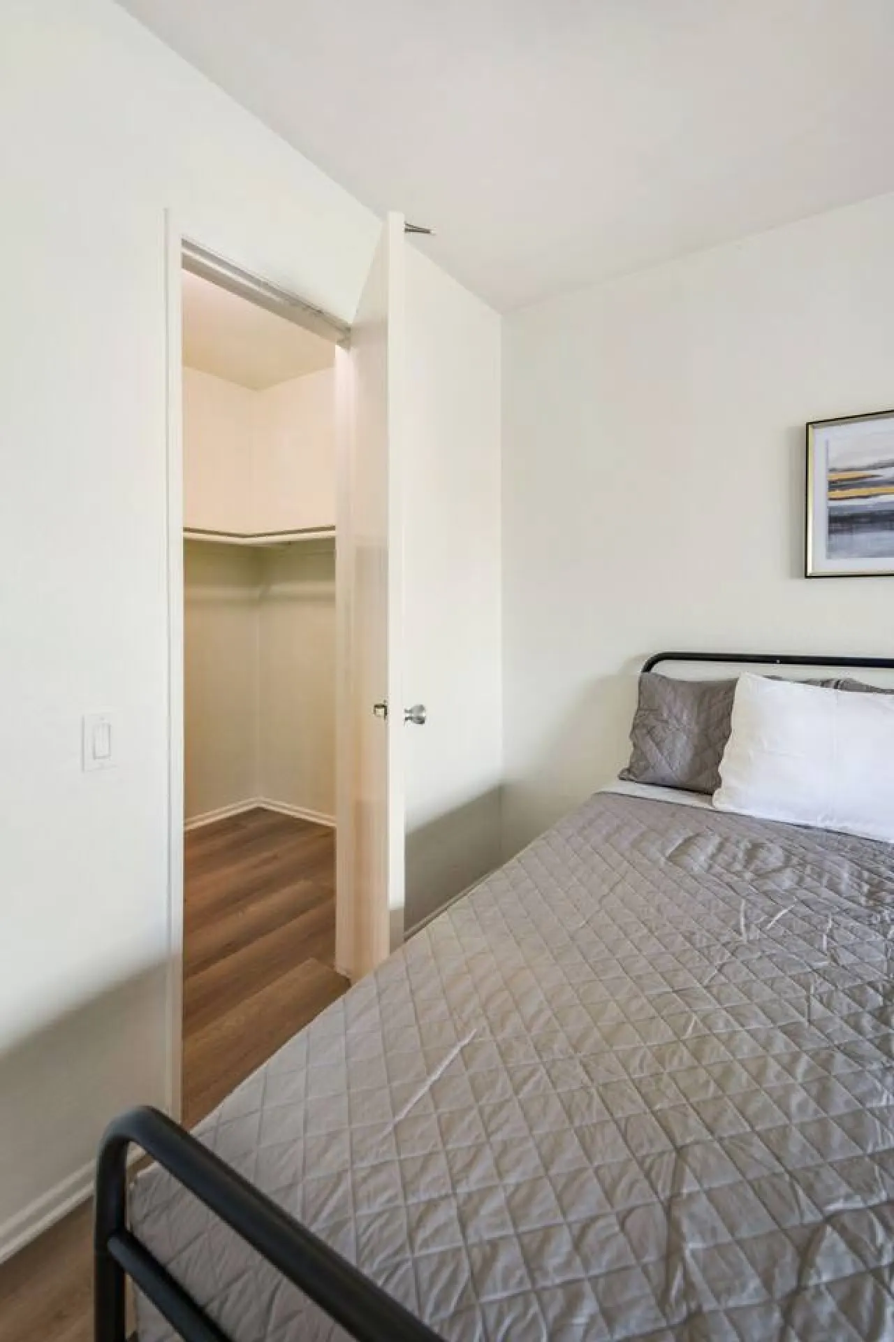Monthly Rental Near South Coast Plaza 1Bed1Bath 14
