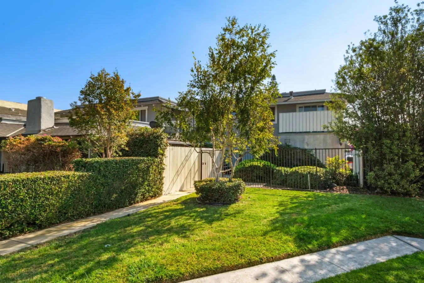 Monthly Rental Near South Coast Plaza 1Bed1Bath 20