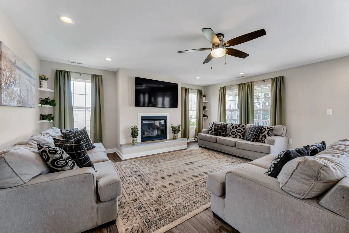 Norfolk 4BR Home Chesapeake Bay + Covered Deck 12