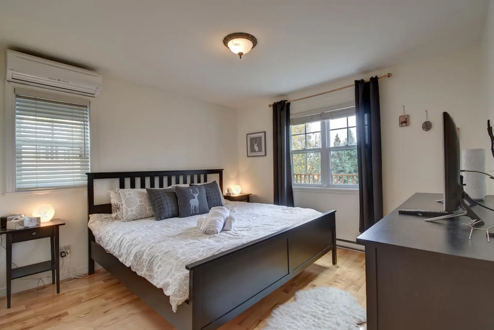 Tremblant Chalet Haven - 3-BR Mountain Retreat — photo 4