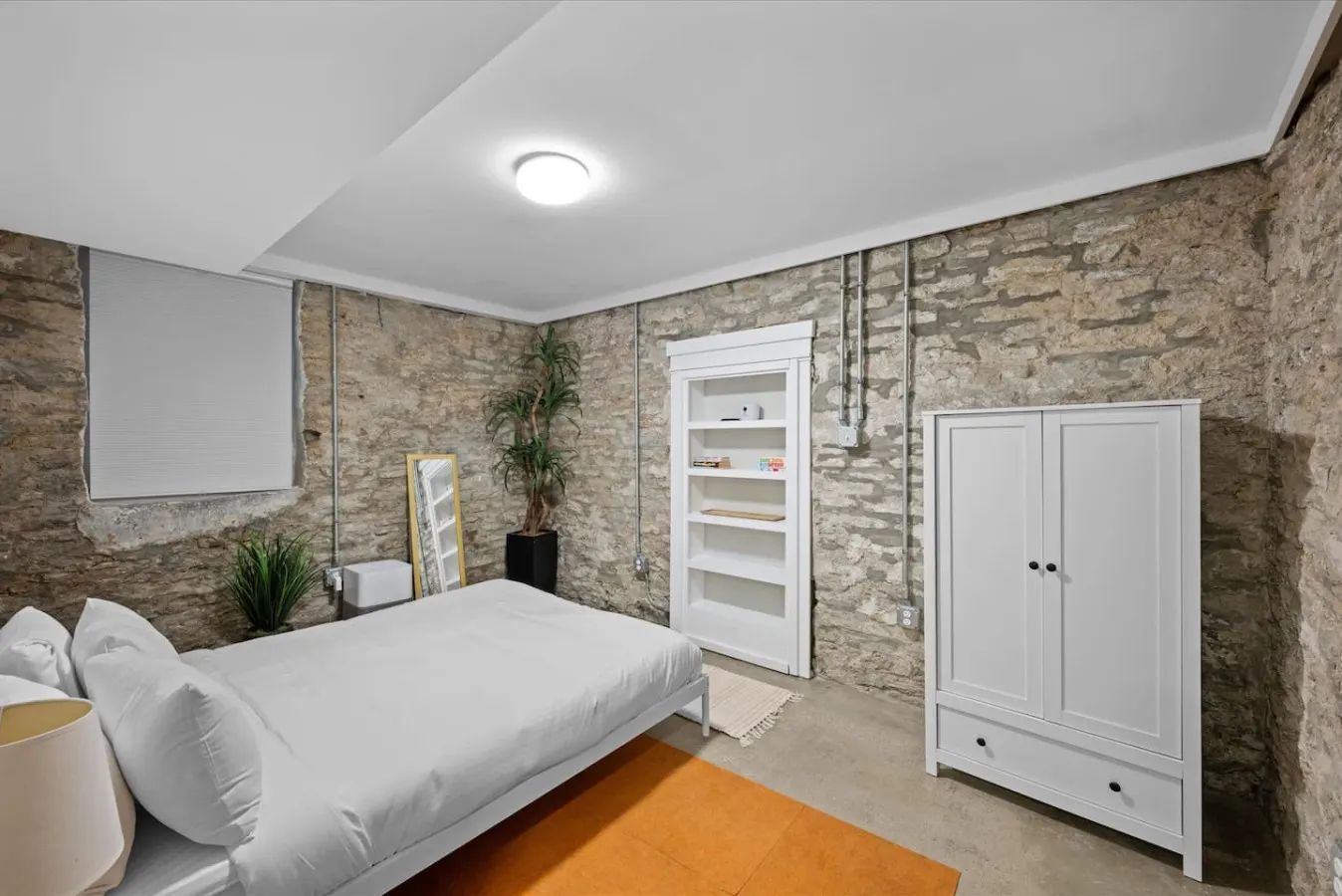 Cozy 1BR Near Findlay Market and UC, Rhinegeist 3