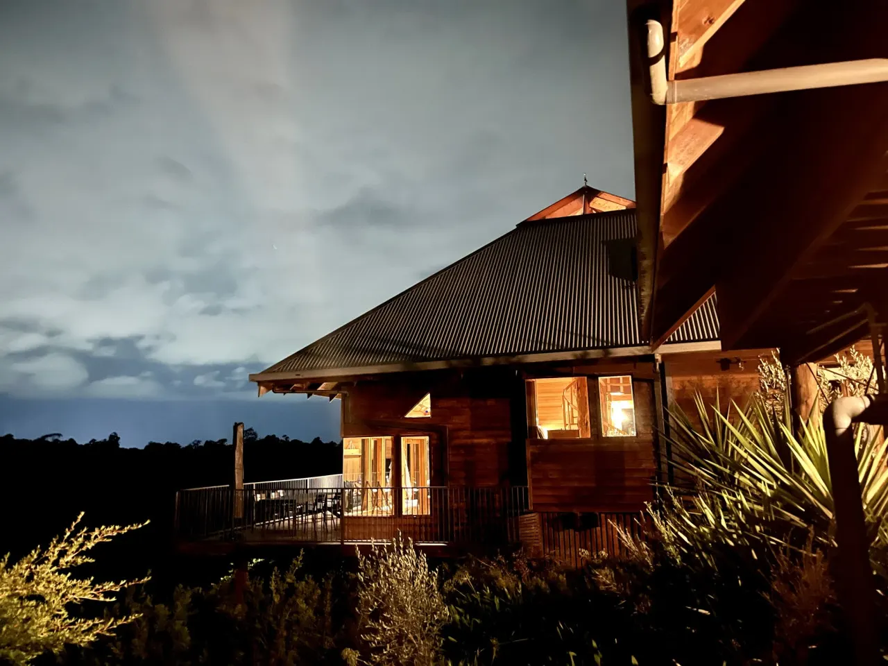 Esk Treehouse Cabin 14