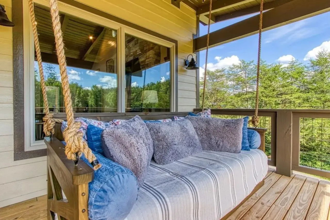 LUX Indoor POOL Cabin GameRoom Theatre & Hot Tub! 13