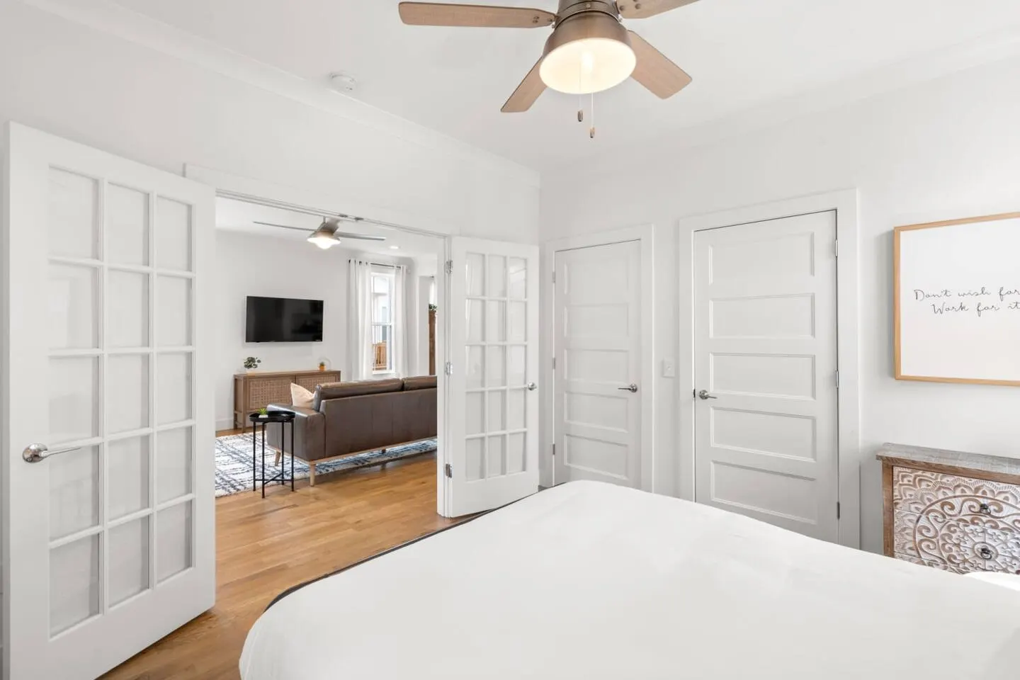 *Nashville* 4BR Farmhouse Monthly-Stay Friendly 10