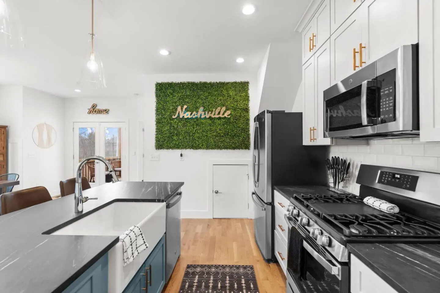 *Nashville* 4BR Farmhouse Monthly-Stay Friendly 11