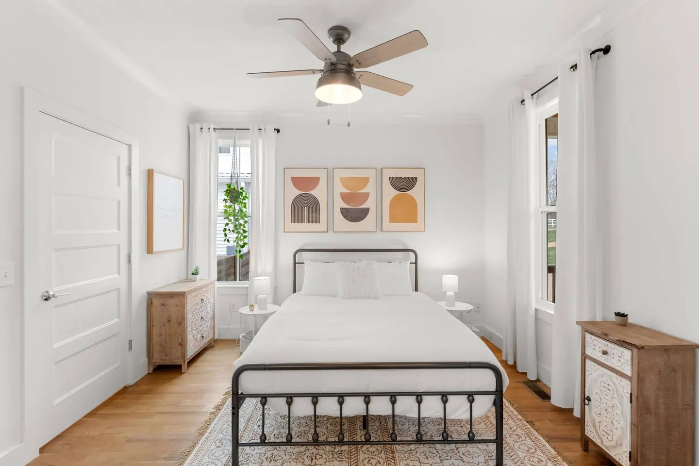 *Nashville* 4BR Farmhouse Monthly-Stay Friendly 5