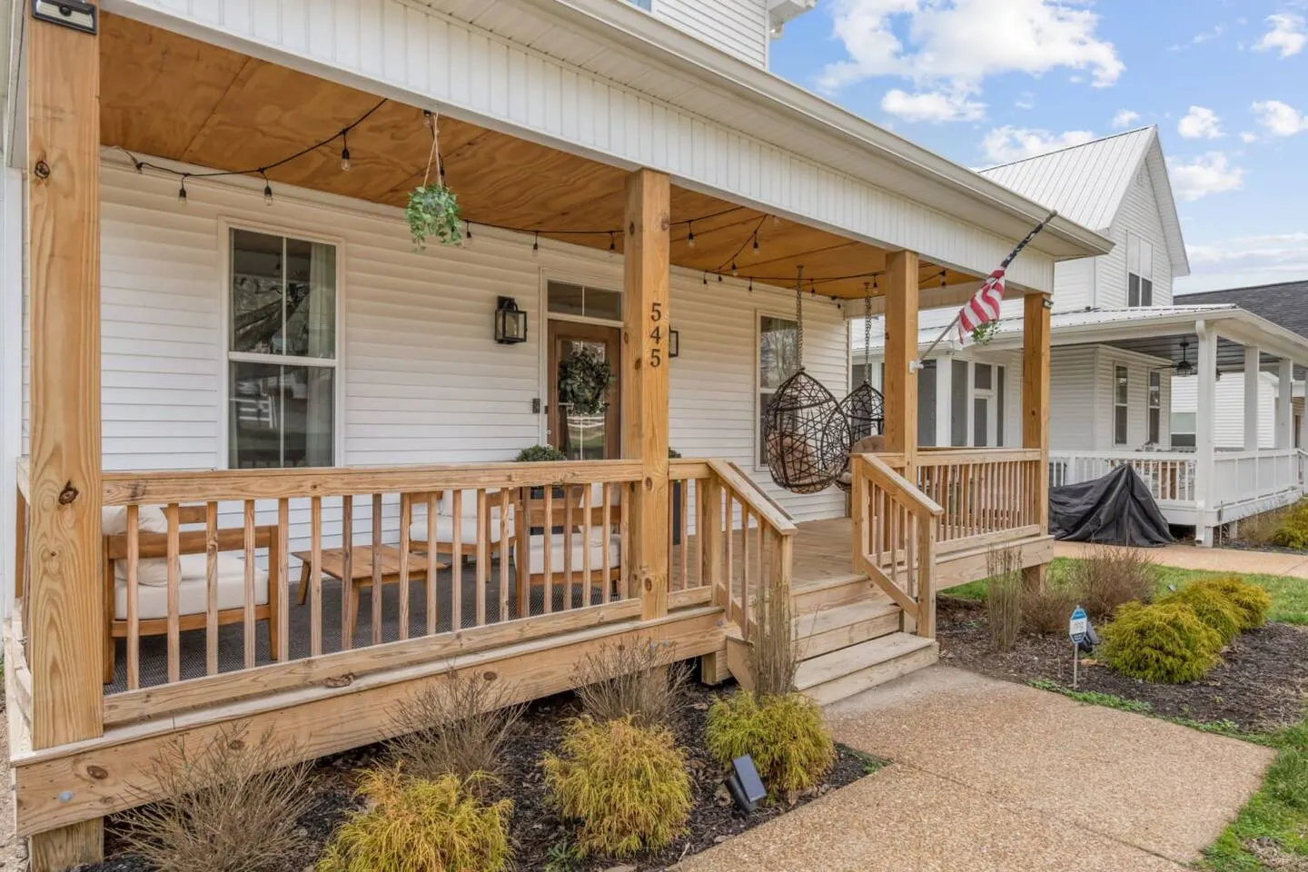 *Nashville* 4BR Farmhouse Monthly-Stay Friendly 6