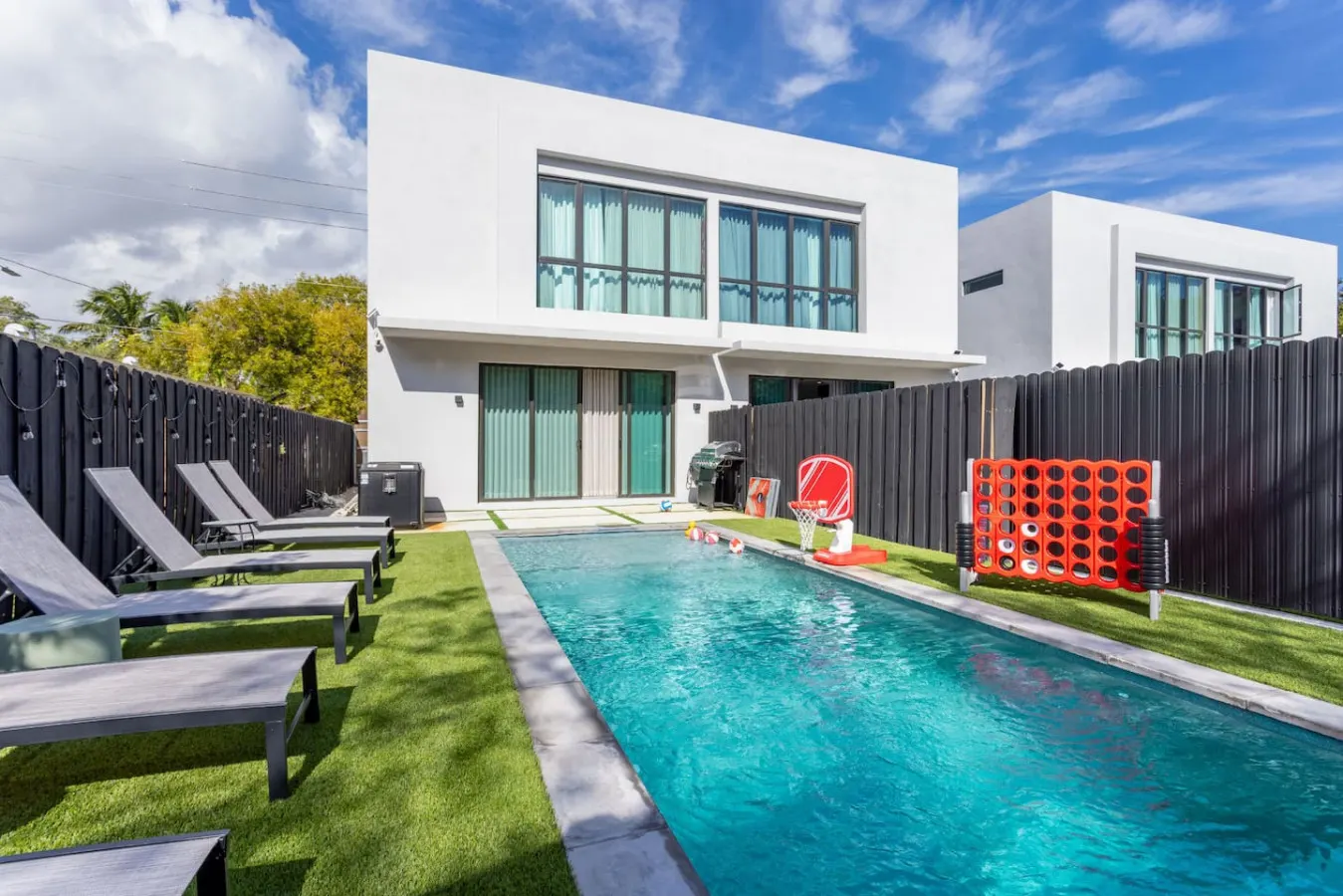 20% Off NEW 3BR Vibrant Villa in Miami—w/Pool! 1