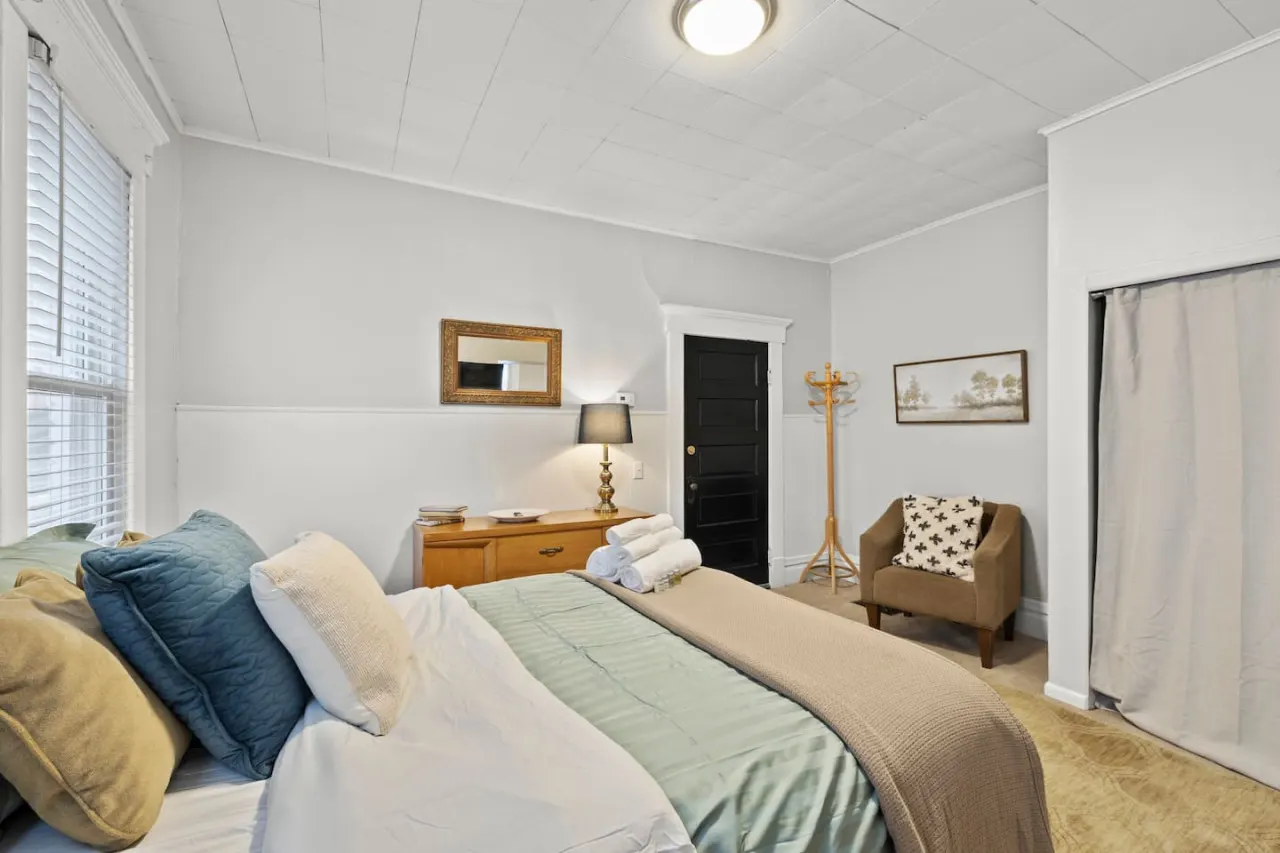 Stylish Campus Oasis 2