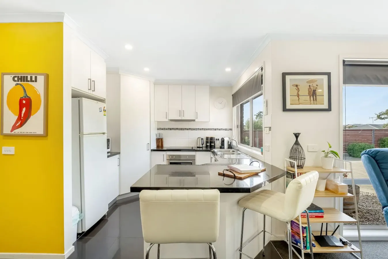 Modern & Spacious Howrah Home, Two Bathrooms 9
