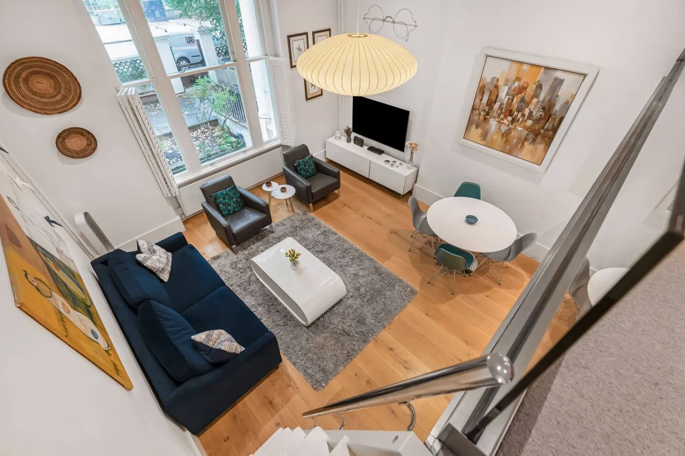 Bayswater Home High Ceilings Transport Links 13